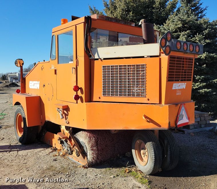 image for item LC9465 Elgin Pelican  sweeper