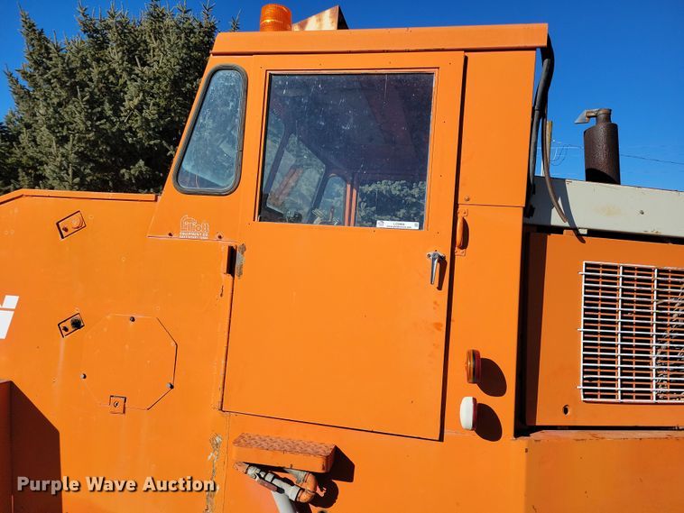 image for item LC9465 Elgin Pelican  sweeper