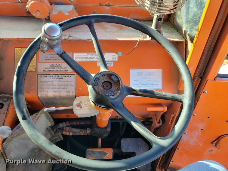 image for item LC9465 Elgin Pelican  sweeper