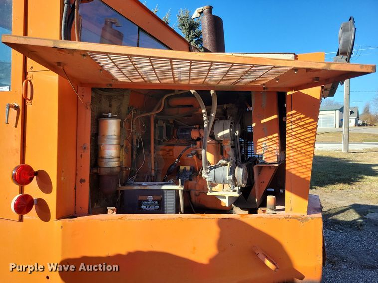 image for item LC9465 Elgin Pelican  sweeper