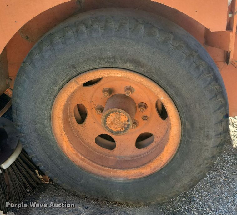 image for item LC9465 Elgin Pelican  sweeper