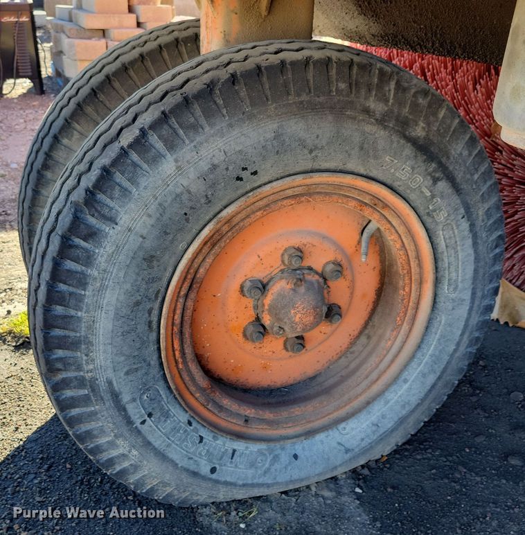 image for item LC9465 Elgin Pelican  sweeper