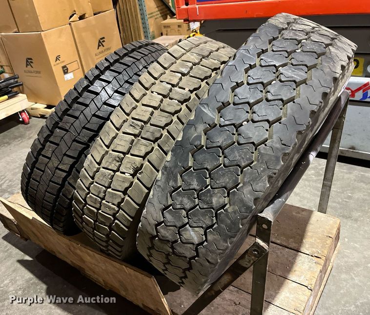 image for item LD9290 (3) tires