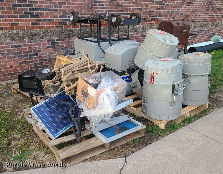 image for item LJ9412 Lab equipment