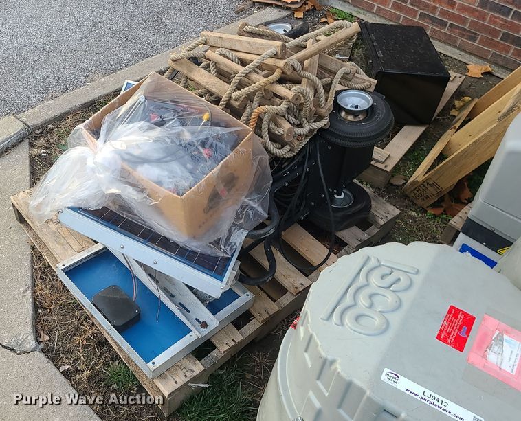 image for item LJ9412 Lab equipment