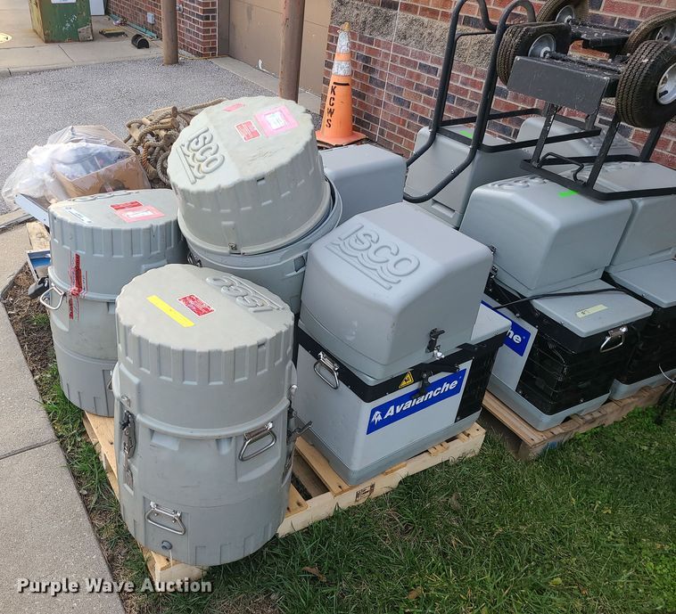 image for item LJ9412 Lab equipment