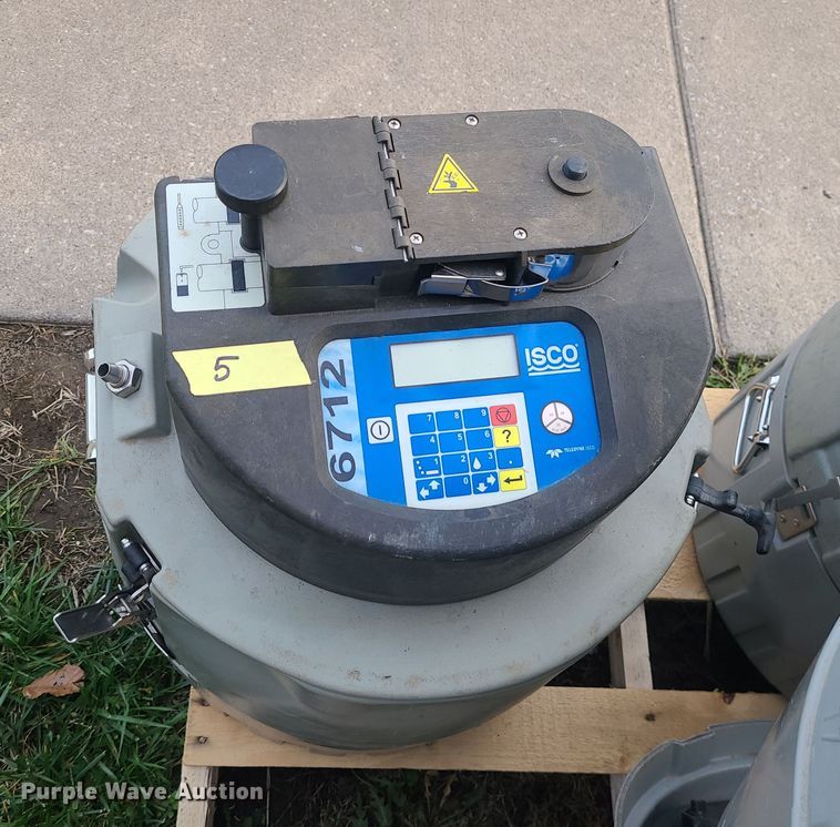 image for item LJ9412 Lab equipment