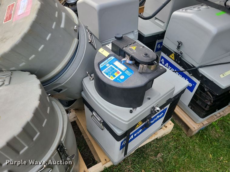 image for item LJ9412 Lab equipment