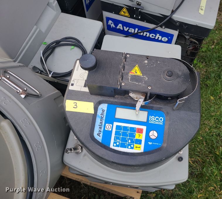 image for item LJ9412 Lab equipment