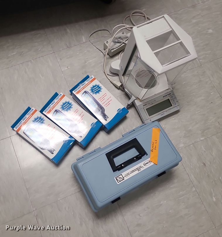 image for item LJ9412 Lab equipment