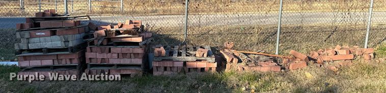 image for item LK9656 Approximately (80) bricks