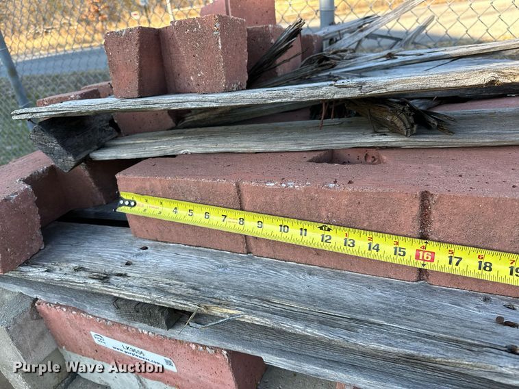 image for item LK9656 Approximately (80) bricks