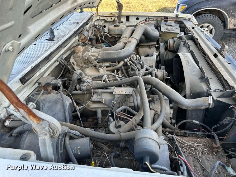 image for item LK9668 1989 Ford F450 Super Duty  fuel truck