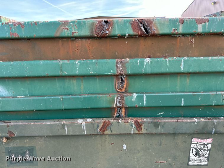 image for item LK9669 (13) dumpsters