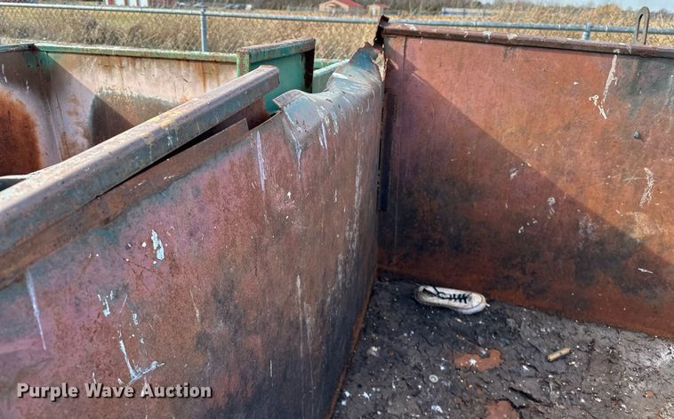 image for item LK9669 (13) dumpsters