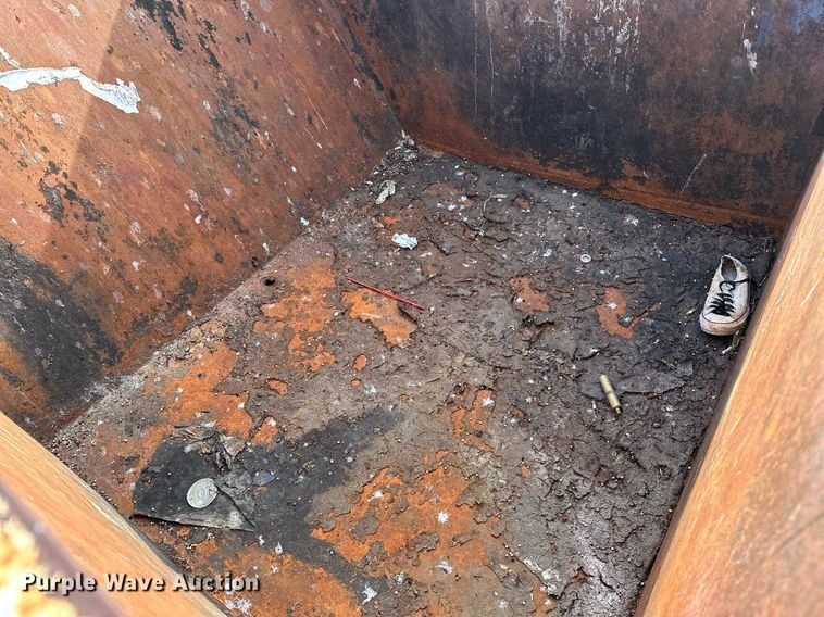 image for item LK9669 (13) dumpsters