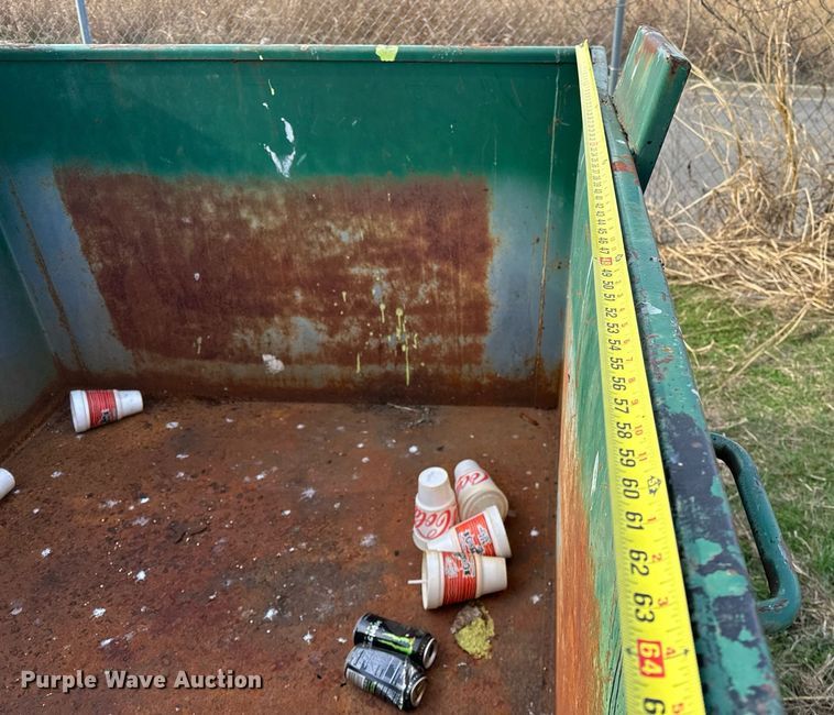 image for item LK9669 (13) dumpsters