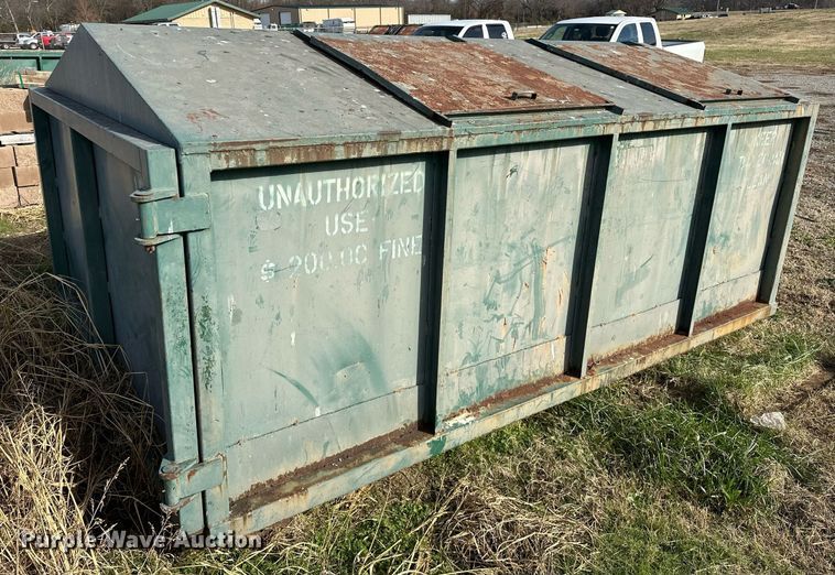 image for item LK9674 Roll-off dumpster