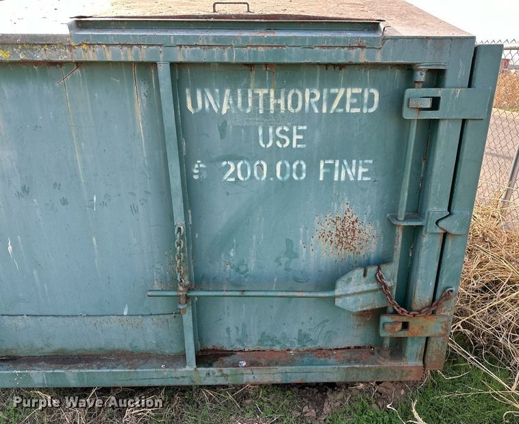 image for item LK9674 Roll-off dumpster