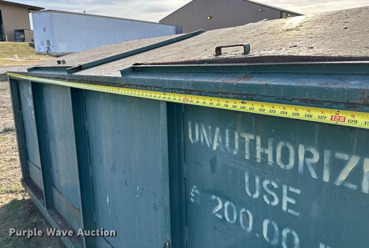 image for item LK9674 Roll-off dumpster