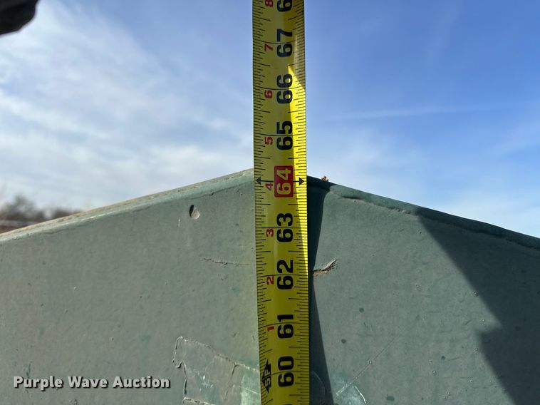 image for item LK9674 Roll-off dumpster