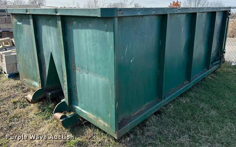 image for item LK9675 Roll-off dumpster