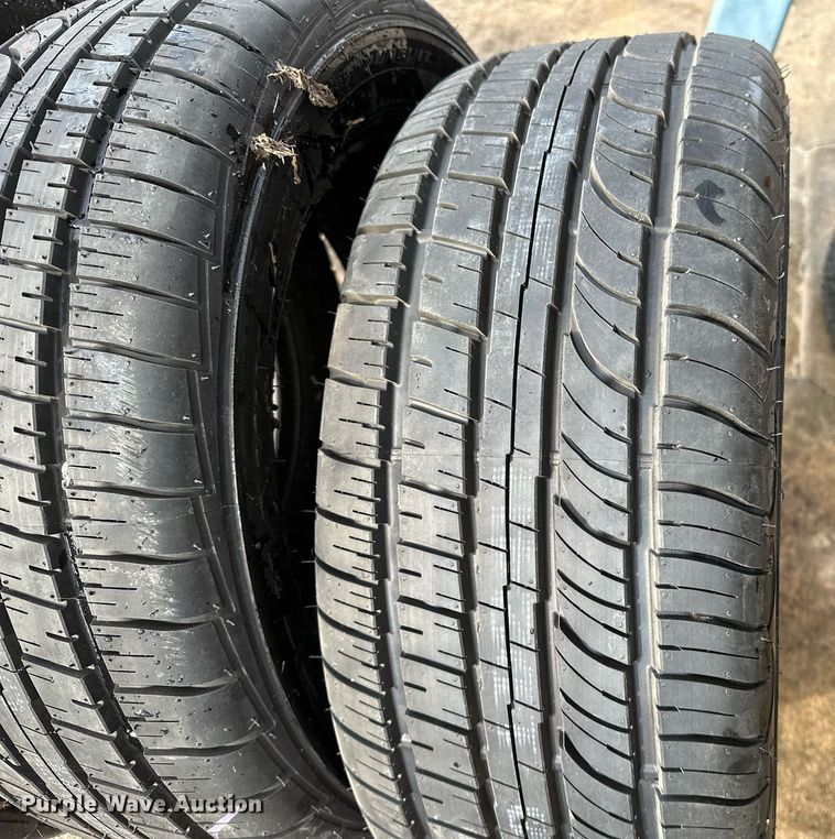 image for item LK9678 (4) Firestone Firehawk GT Pursuit tires