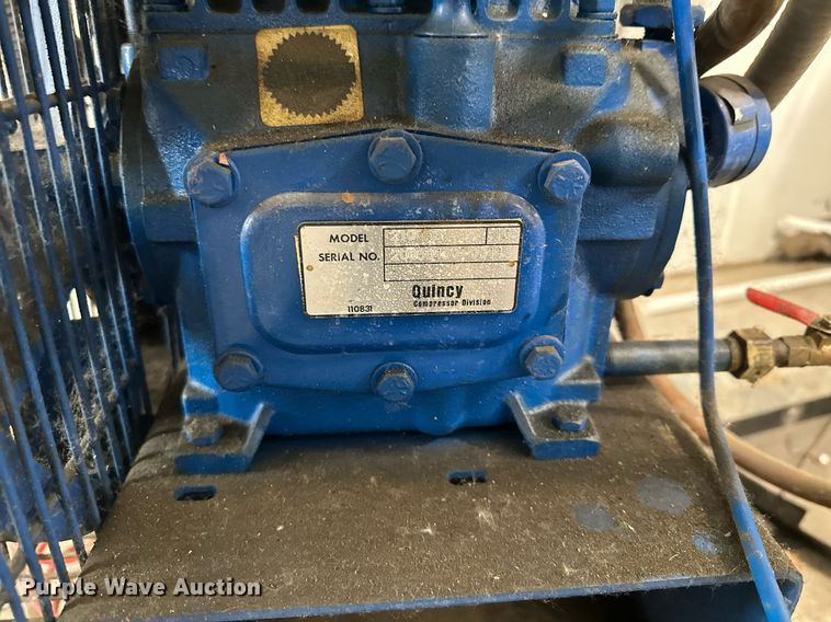 image for item LO9294 Quincy QRO1003S00112  air compressor