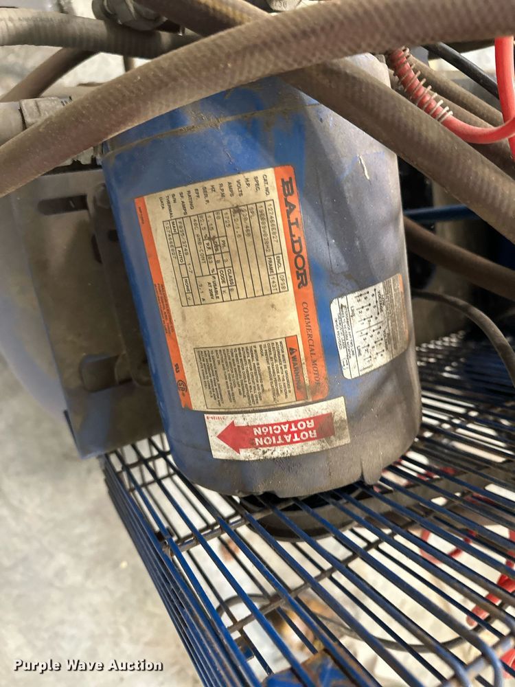 image for item LO9294 Quincy QRO1003S00112  air compressor