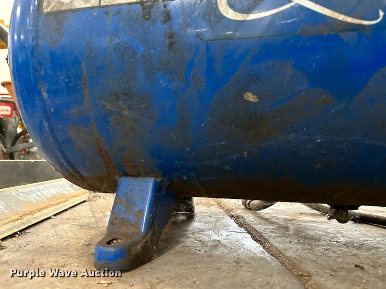 image for item LO9294 Quincy QRO1003S00112  air compressor