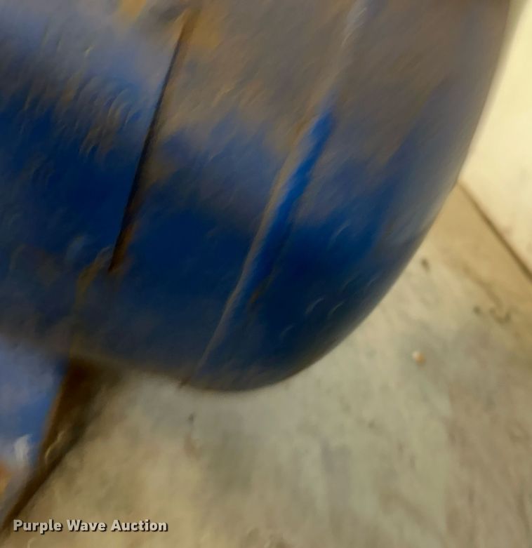 image for item LO9294 Quincy QRO1003S00112  air compressor