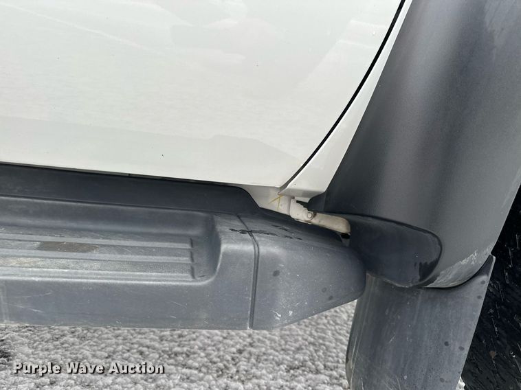 image for item LO9420 2011 Ford F450 Super Duty  utility / service truck