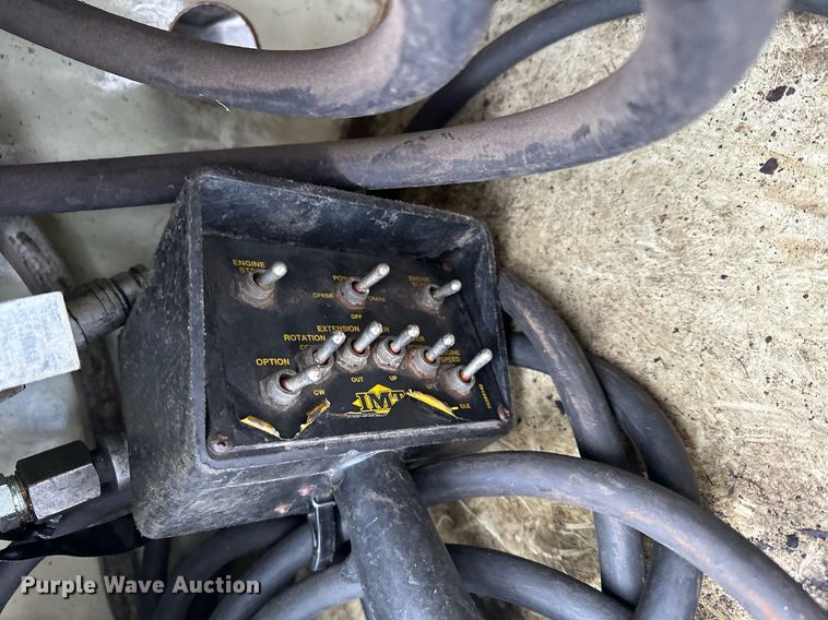 image for item LO9420 2011 Ford F450 Super Duty  utility / service truck