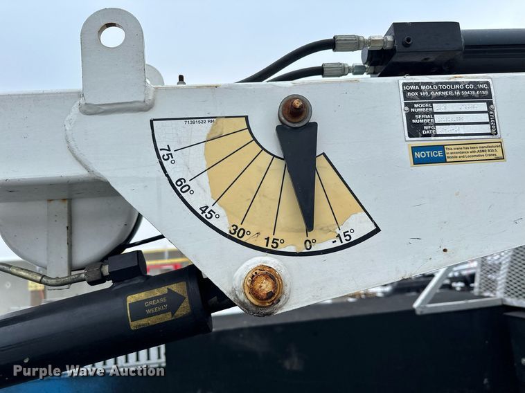 image for item LO9420 2011 Ford F450 Super Duty  utility / service truck