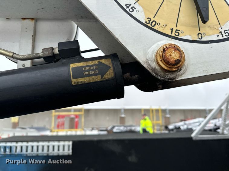 image for item LO9420 2011 Ford F450 Super Duty  utility / service truck