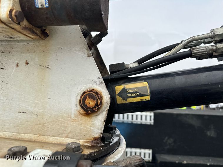 image for item LO9420 2011 Ford F450 Super Duty  utility / service truck