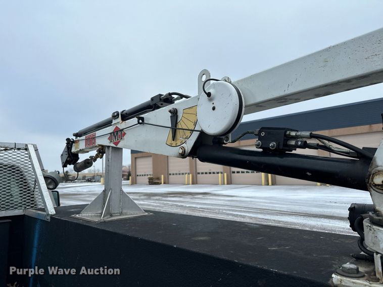 image for item LO9420 2011 Ford F450 Super Duty  utility / service truck