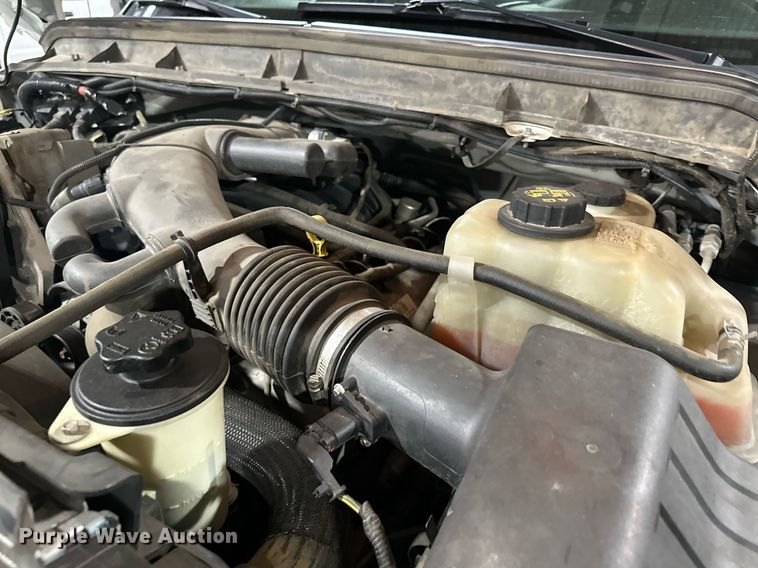 image for item LO9420 2011 Ford F450 Super Duty  utility / service truck