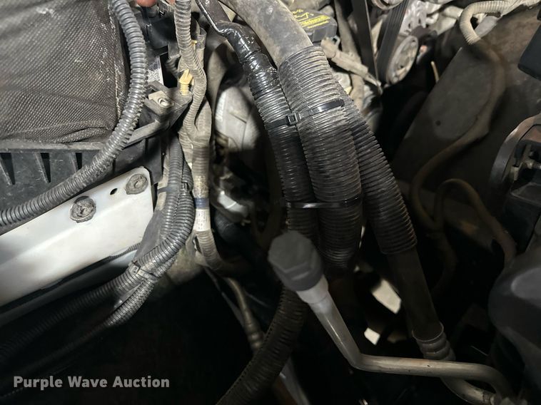 image for item LO9420 2011 Ford F450 Super Duty  utility / service truck