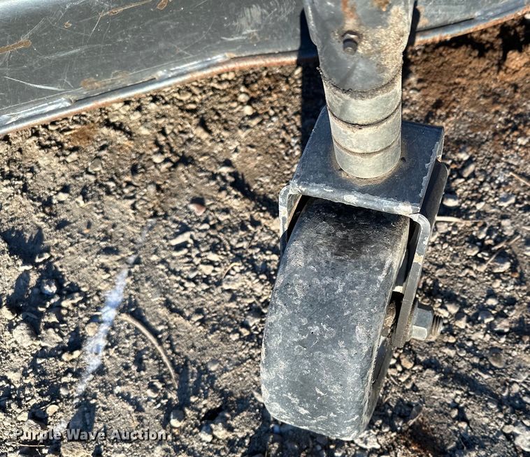 image for item LO9424 2009 Bobcat  skid steer finish mower