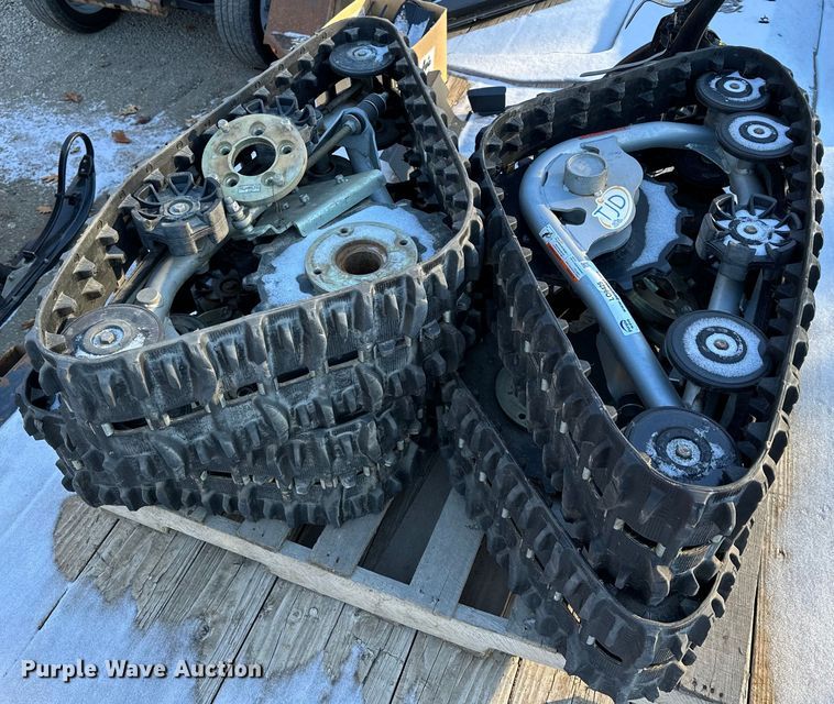 image for item LO9425 (4) TJD tracks