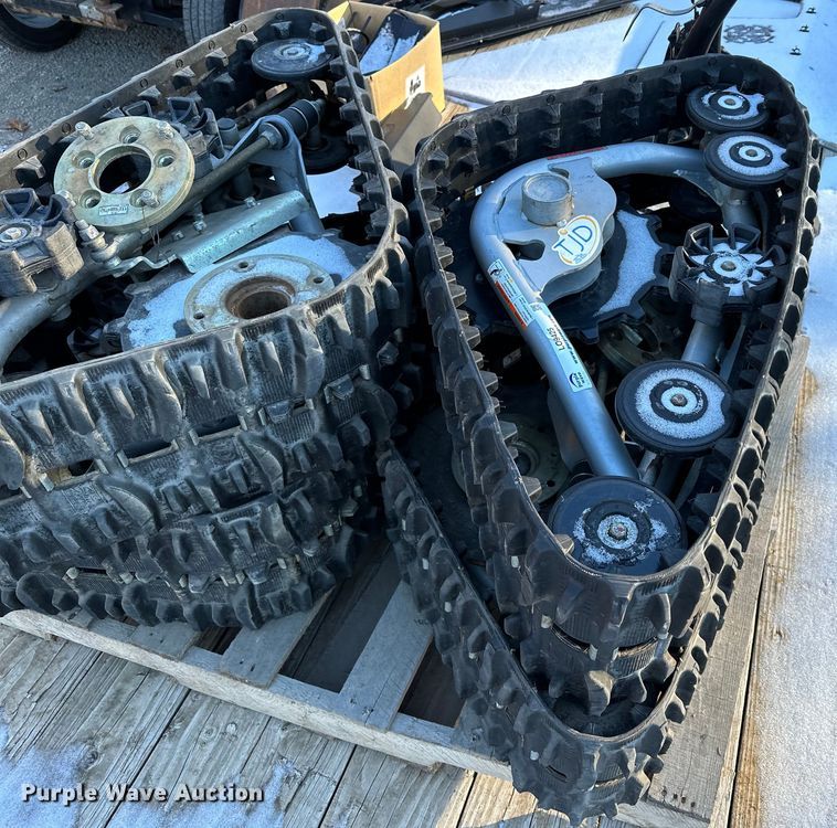 image for item LO9425 (4) TJD tracks