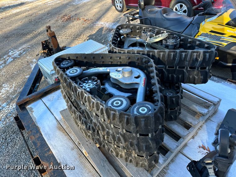 image for item LO9425 (4) TJD tracks