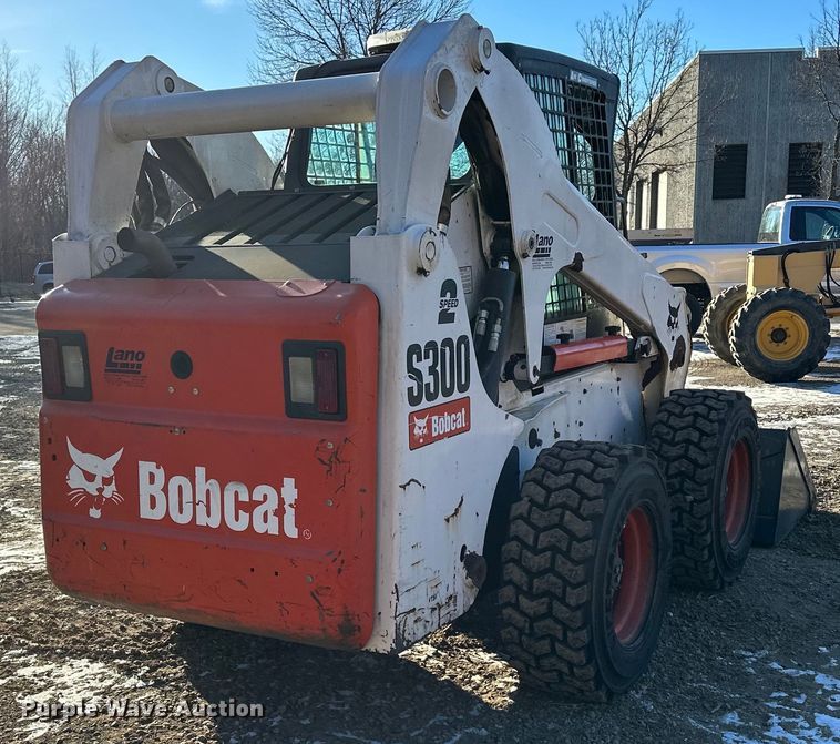 image for item LO9426 2007 Bobcat S300  skid steer loader