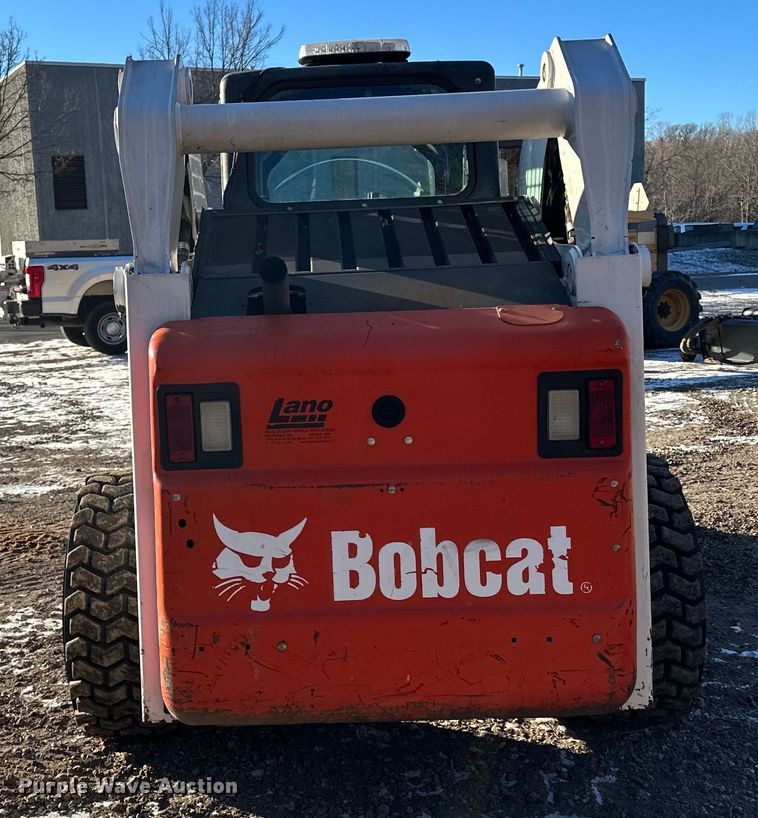image for item LO9426 2007 Bobcat S300  skid steer loader