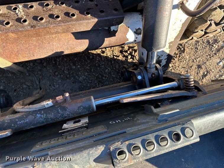 image for item LO9426 2007 Bobcat S300  skid steer loader