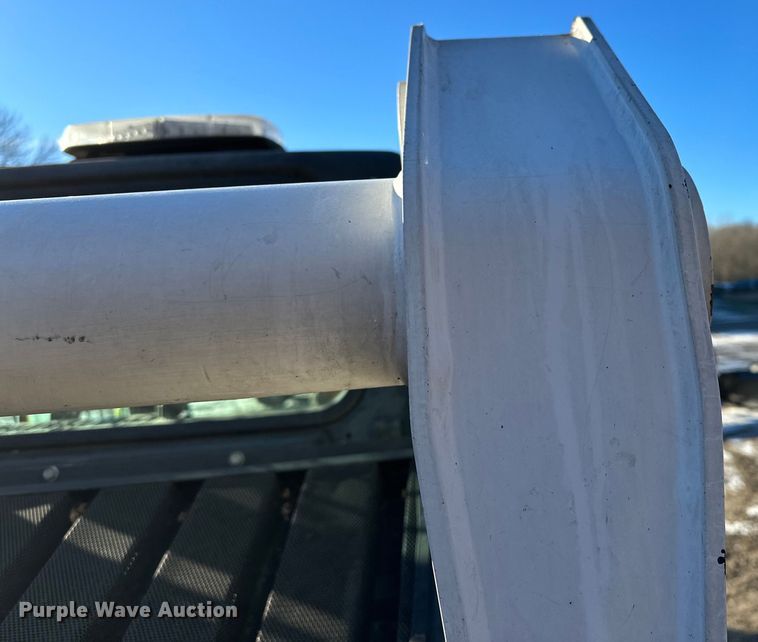 image for item LO9426 2007 Bobcat S300  skid steer loader