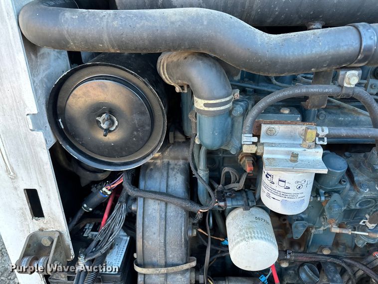 image for item LO9426 2007 Bobcat S300  skid steer loader