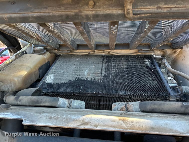 image for item LO9426 2007 Bobcat S300  skid steer loader