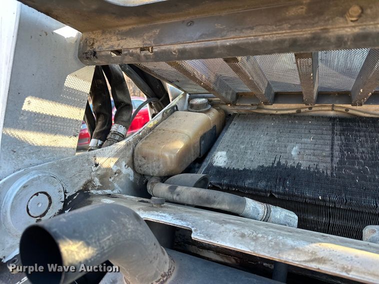 image for item LO9426 2007 Bobcat S300  skid steer loader